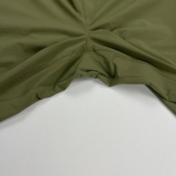 Duluth Trading Co. Armachillo Cooling Boot Cut Roll Leg Pants Green Size 18 - Picture 8 of 16